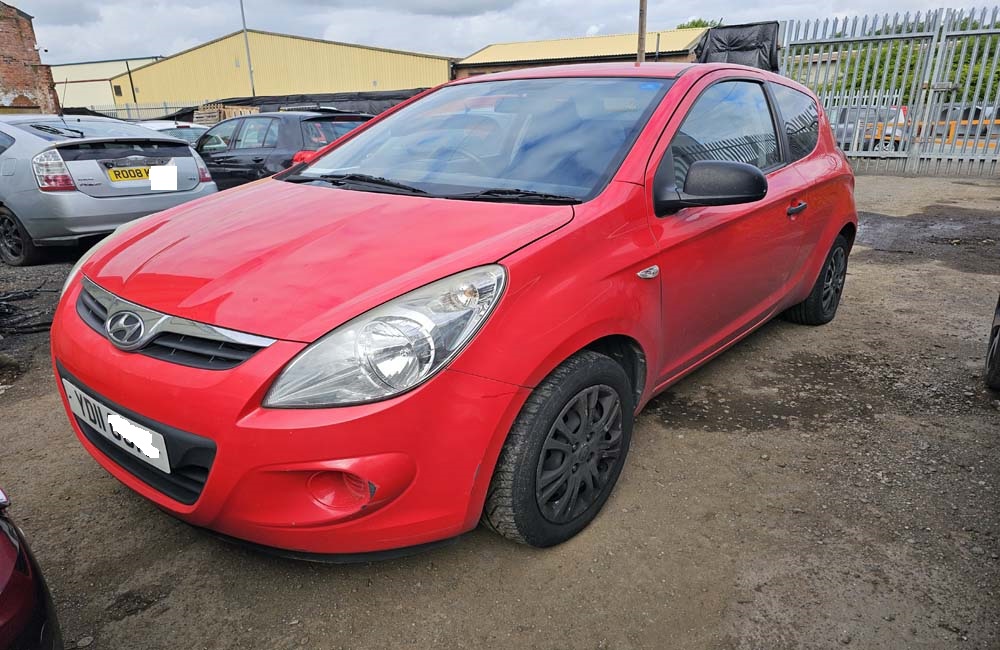 Hyundai I20 MK1 Breaking Parts Spares 1.2 Petrol Red BH 3 Door 2009-2012