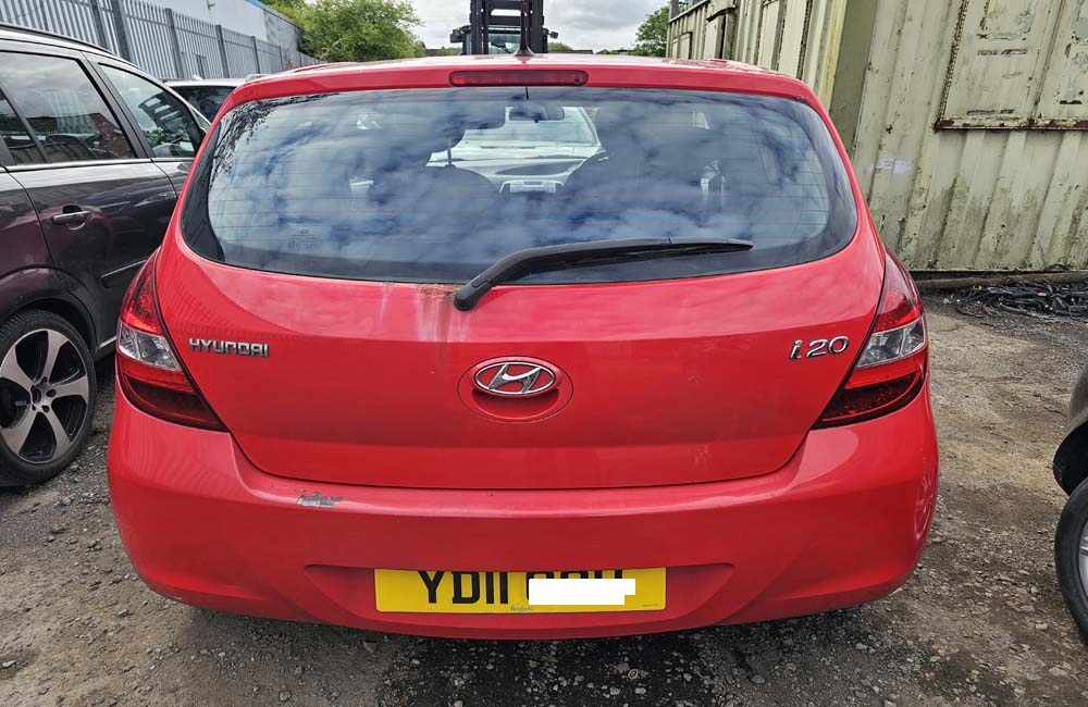 Hyundai I20 MK1 Breaking Parts Spares 1.2 Petrol Red BH 3 Door 2009-2012