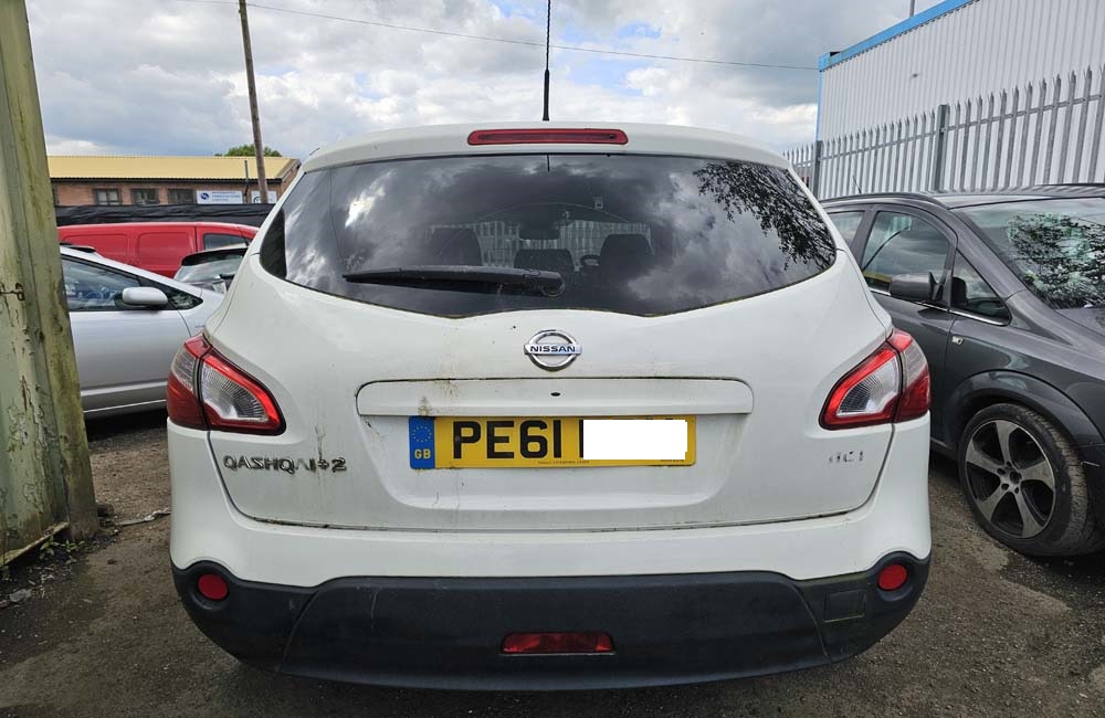 Nissan Qashqai Plus 2 Breaking Parts Spares Tekna White 326 G