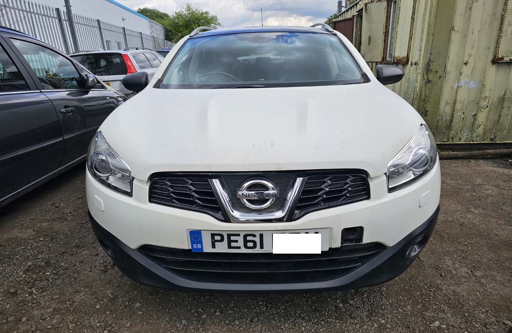 Nissan Qashqai Plus 2 Breaking Parts Spares Tekna White 326 G