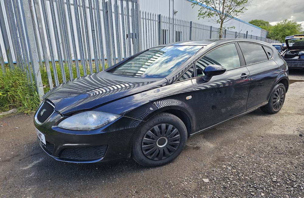 Seat Leon Breaking Spares Parts MK2 1P 2009-2012 Black LC9Z