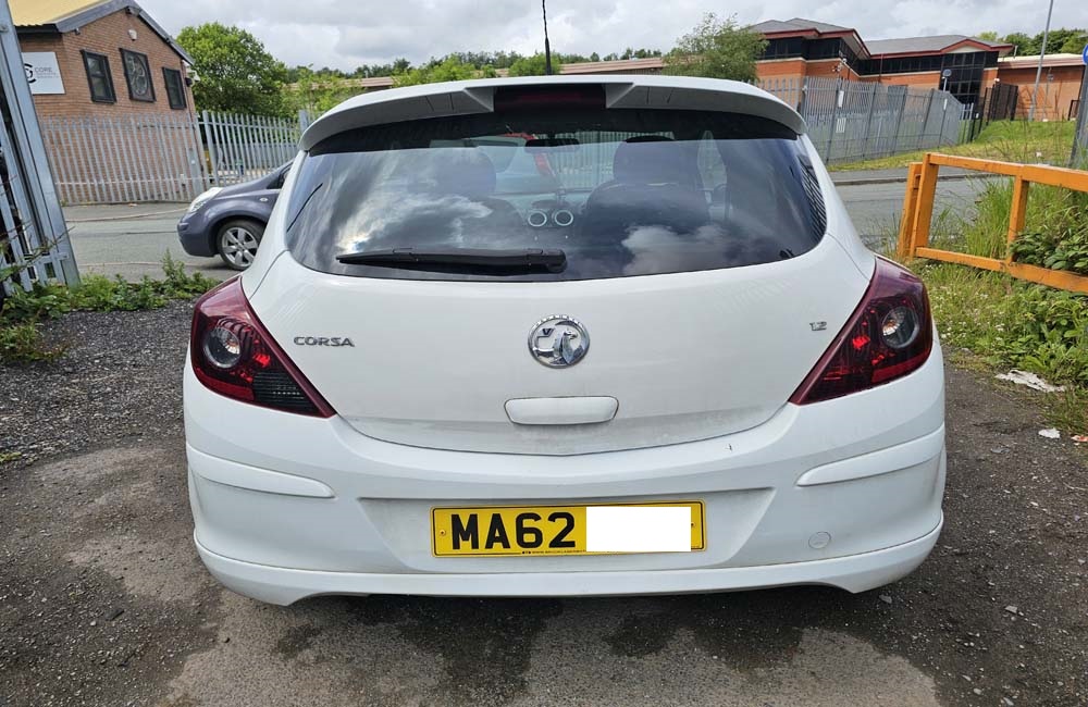 Vauxhall Corsa D Limited Edition Breaking Spares Parts White Z474