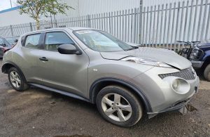 Nissan Juke Breaking Spares Parts 2010-2014 1.6 Petrol Silver KY0